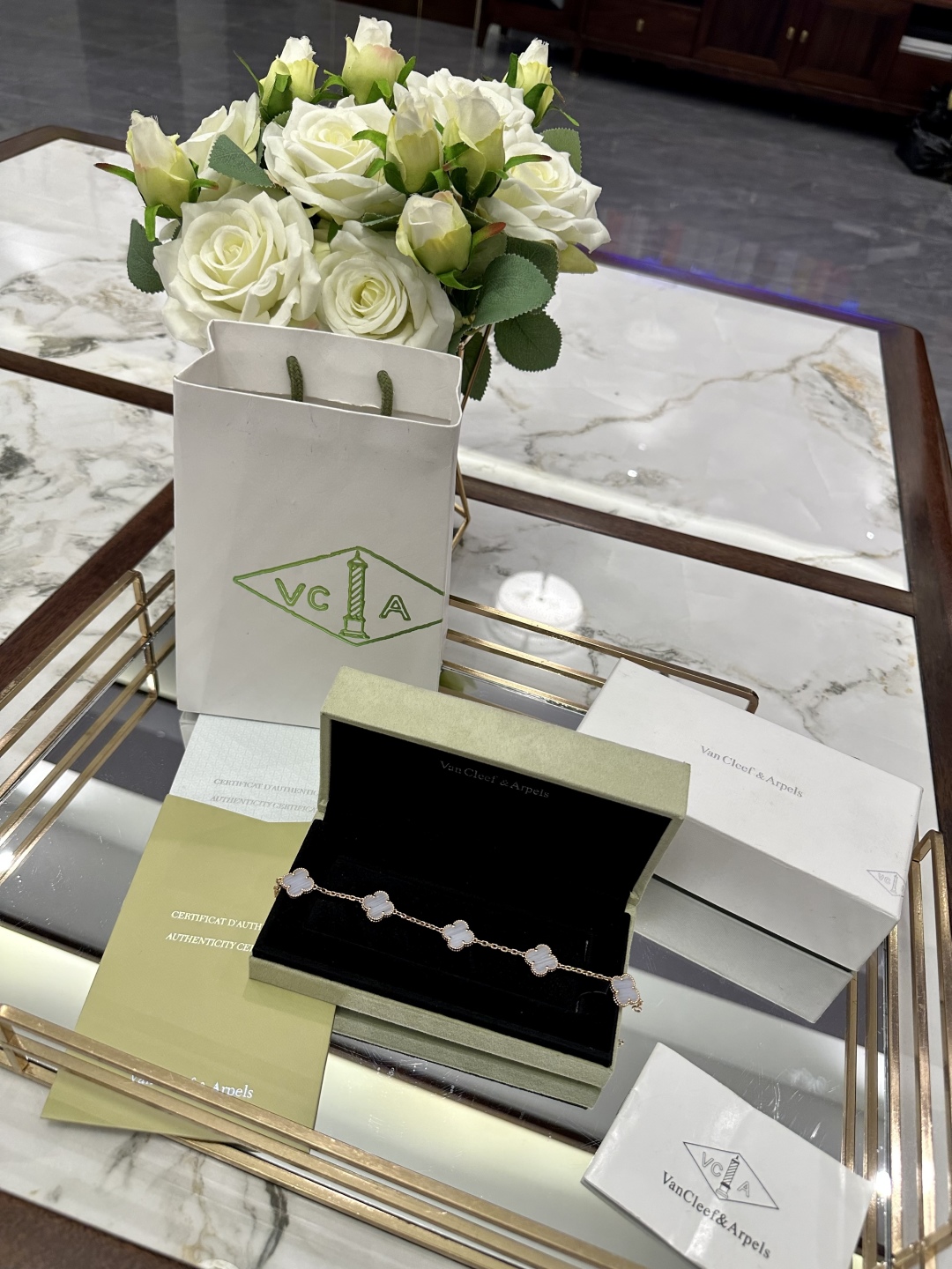 VAN CLEEF ARPELS jewelry model 135